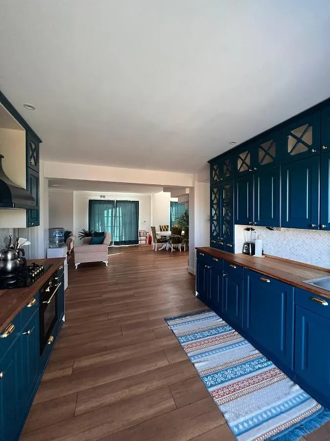 White House Villa Foca